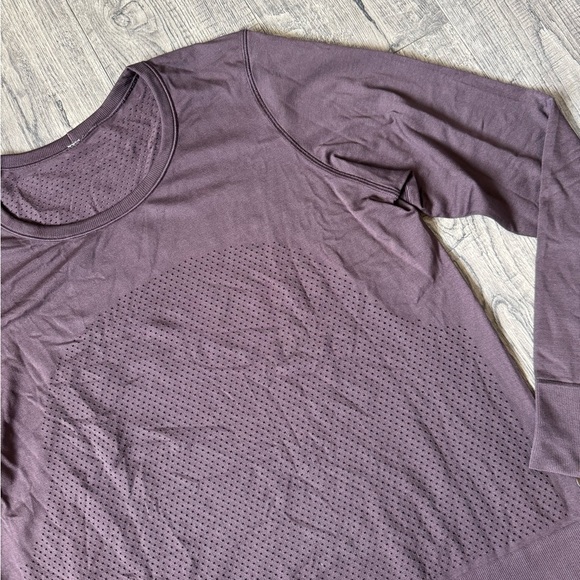 Lululemon Breeze By Long Sleeve- Cherry Cola- Size 10 - Picture 6 of 9